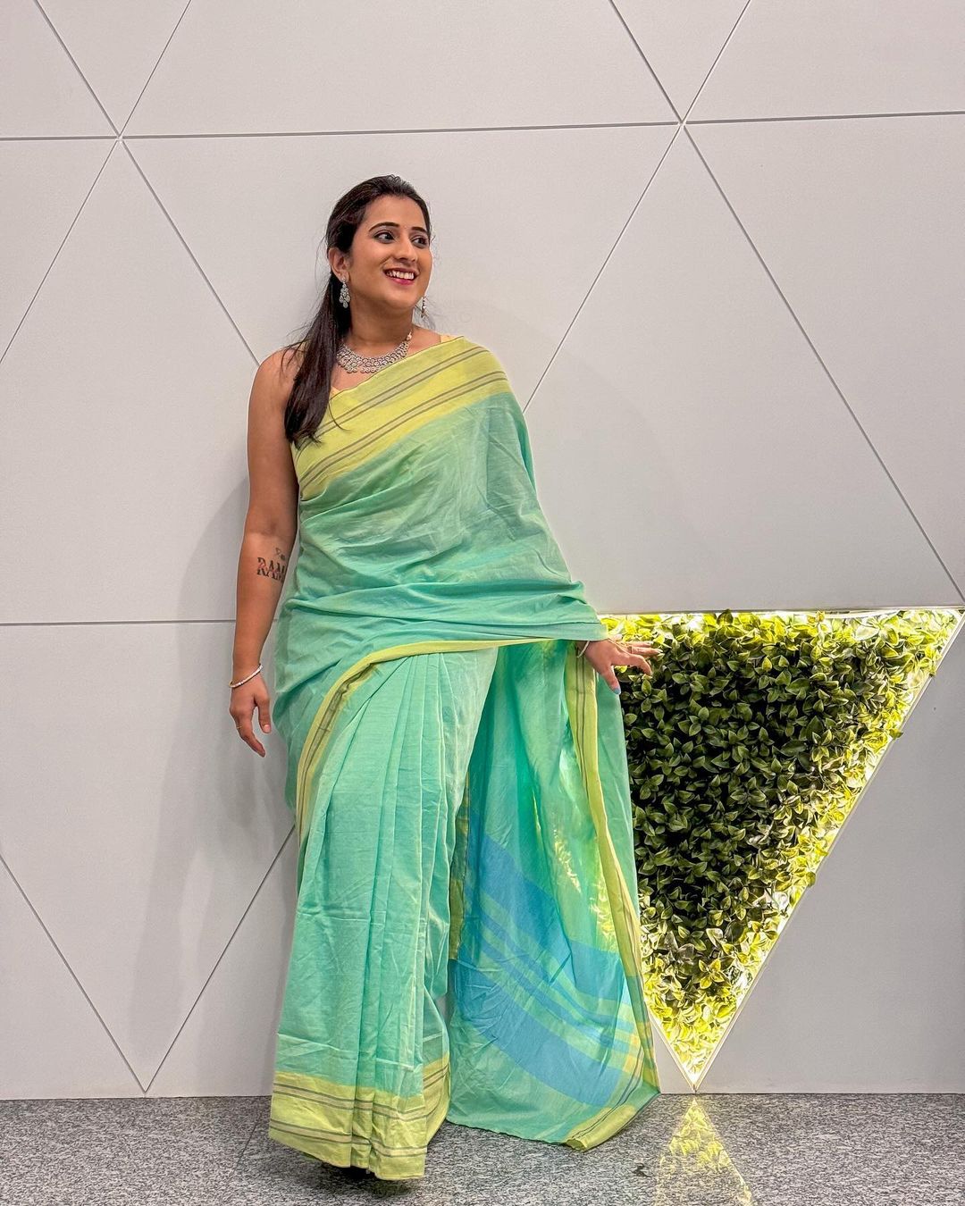 Beautiful Youtube Actress Viraajita In Green Saree4